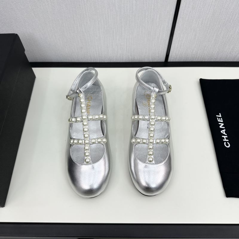 Chanel Low Shoes